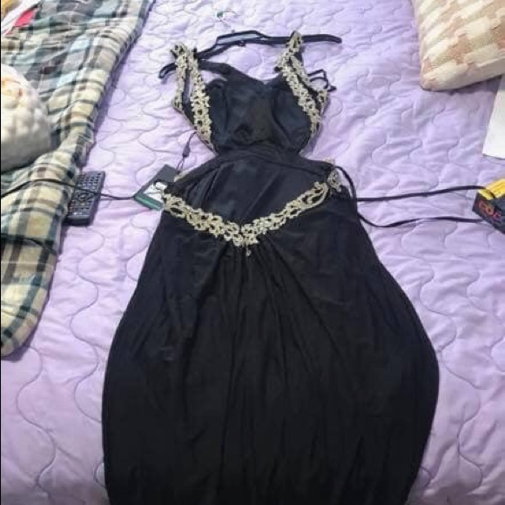 Flares Bridal - Prom Dress
